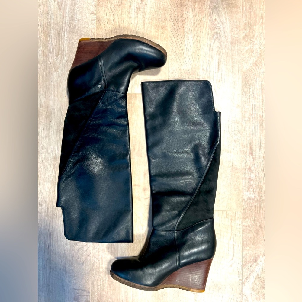 Ugg Ravenna Black Leather Tall Cuffed Wedge Boots size 8 - Picture 2 of 6